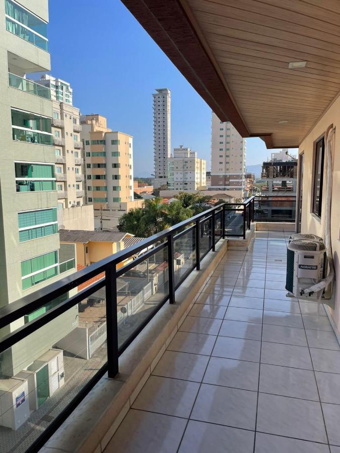 Apartamento Meia Praia - Itapema Eksteriør billede